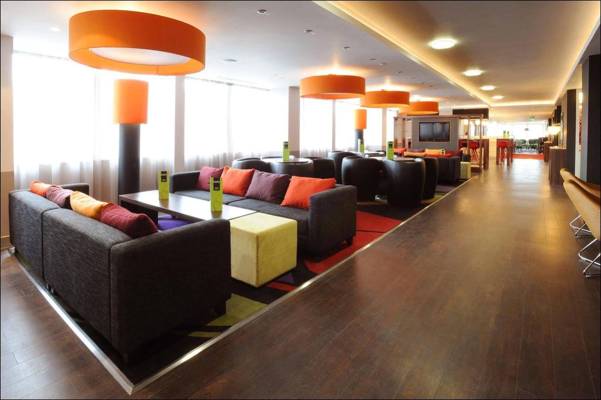 מלון Hampton By Hilton Birmingham Broad Street מראה חיצוני תמונה